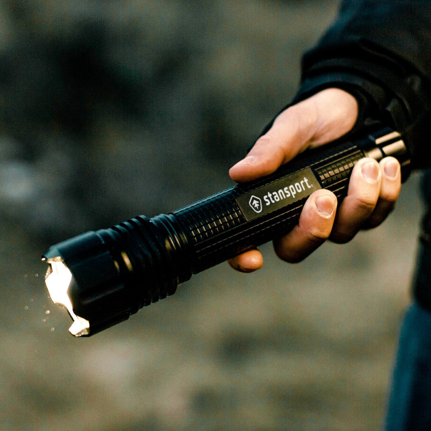 FOCO TÁCTICO DE LED DE ALTA POTENCIA STANSPORT CREE - 2000 LÚMENES#2000 LÚMENES