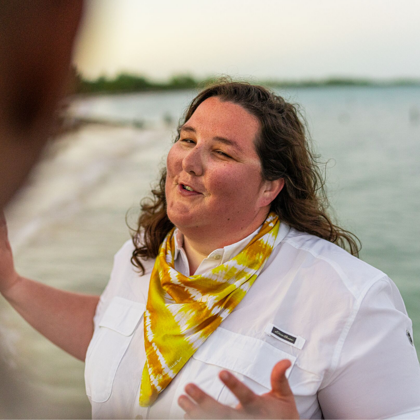 Camisa Guide UPF Mujer Eddie Bauer Blanca | Outdoor Adventure Colombia